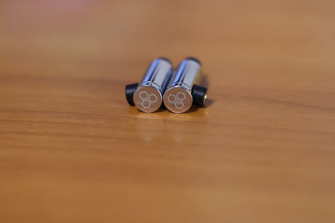 【訳あり】final E5000 +finalシルバーコートケーブル4.4mm