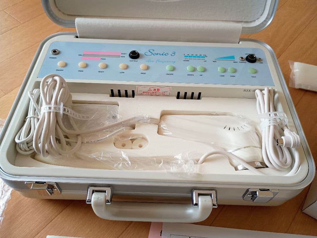 ジェットソニック3 痩身エステ★美顔器　新品