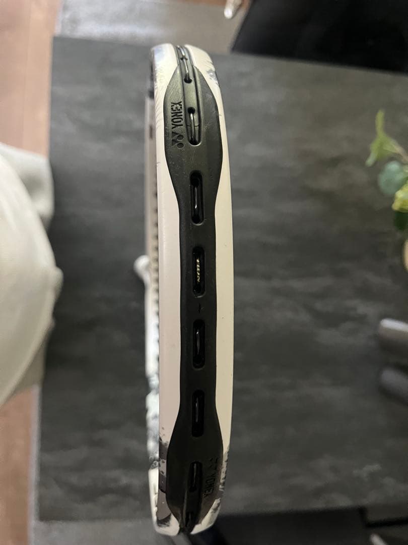 YONEX ￼GEOBREAK80s