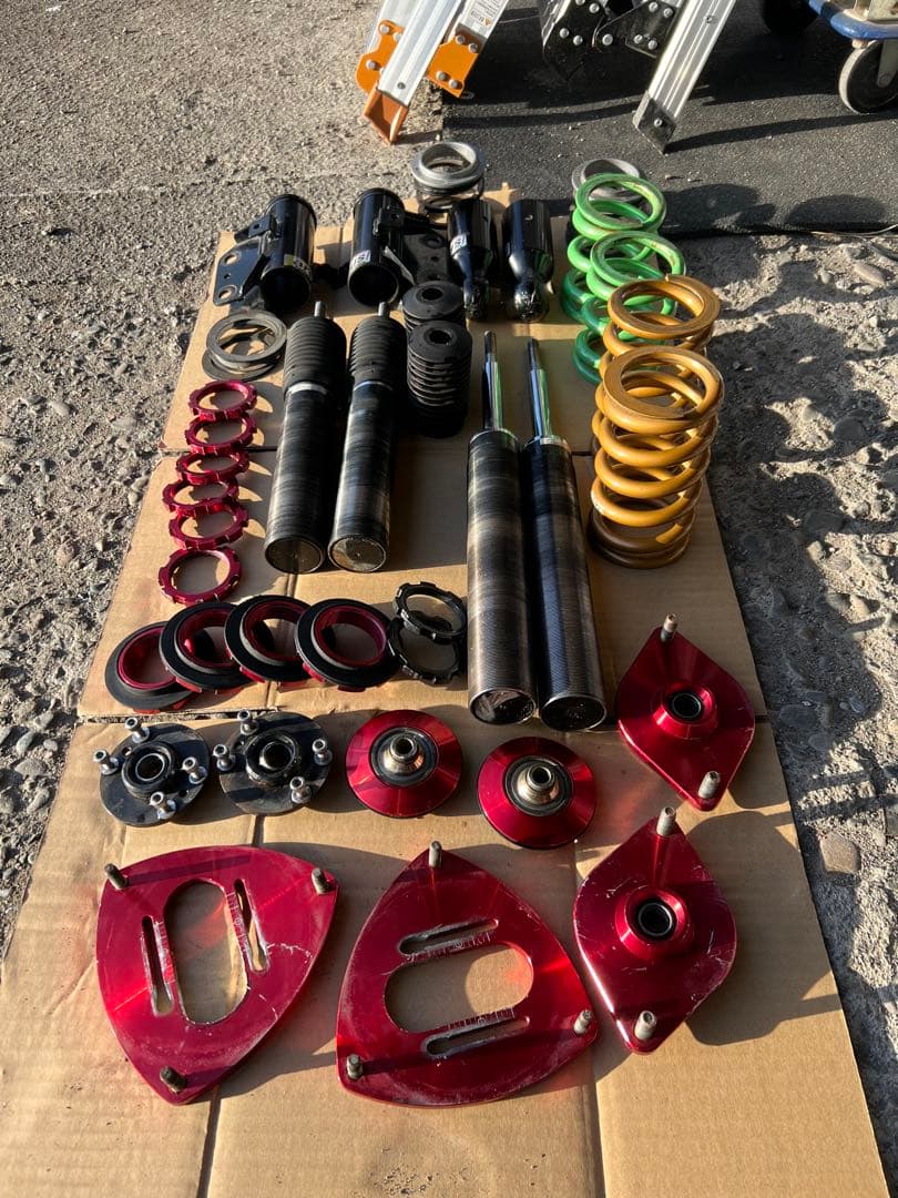 ラルグス　スバル　インプレッサ GH系用 車高調フォレスターSHにて使用　流用に