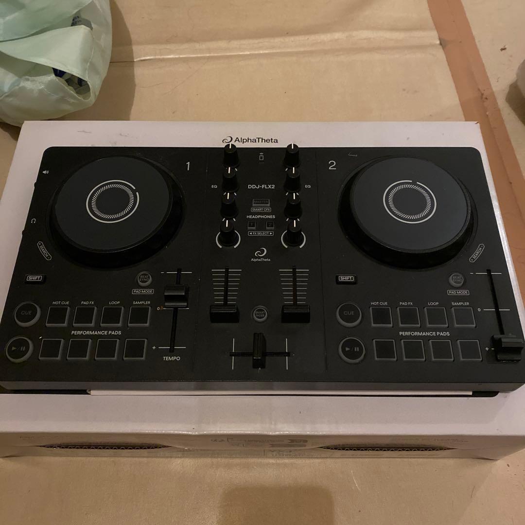 AlphaTheta DDJ-FLX2 DJコントローラー　サウンドバー付き