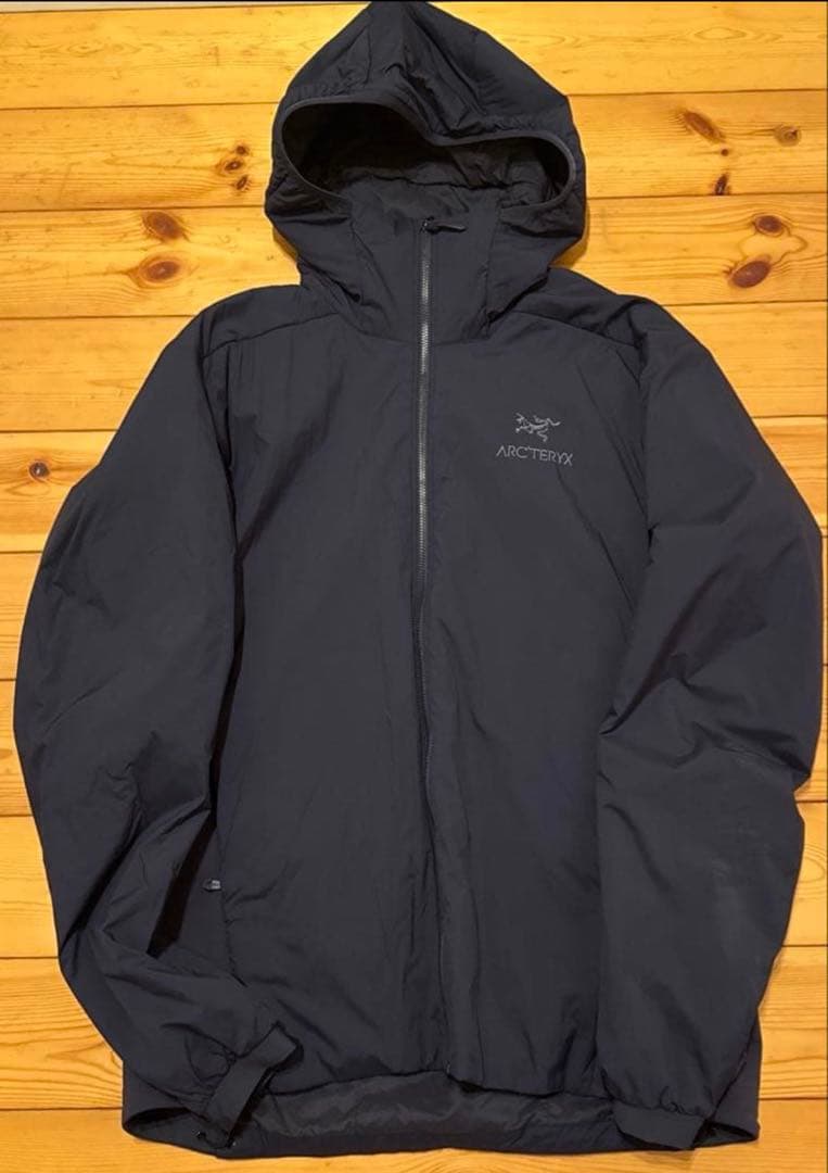 ジャケット・アウター ARC'TERYX Atom Hoody Black Sapphire / M