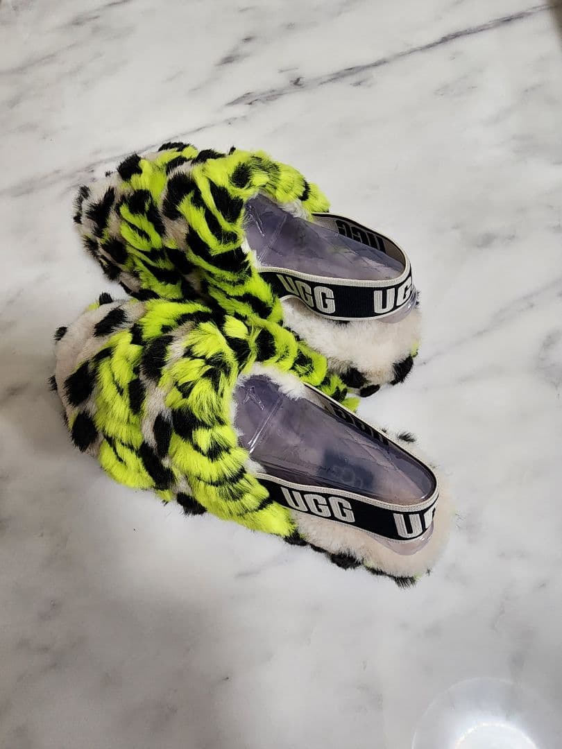 UGG ヒョウ柄 スライドサンダル 『新品』