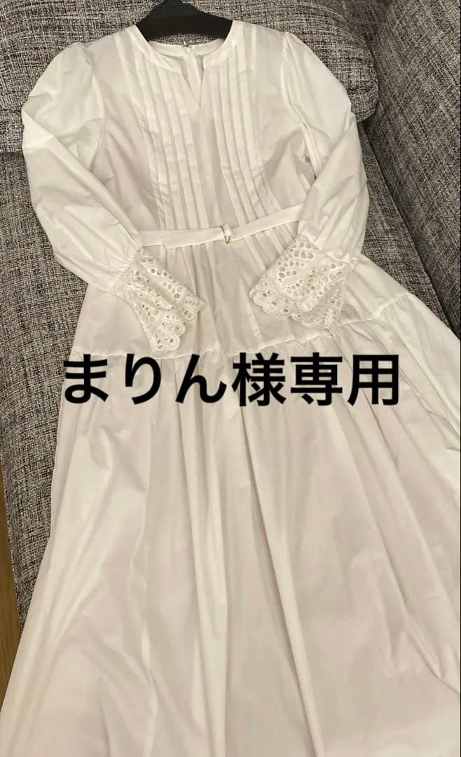 新品・未使用　JUSGLITTY 刺しゅうカフスシャツワンピース　白　レース