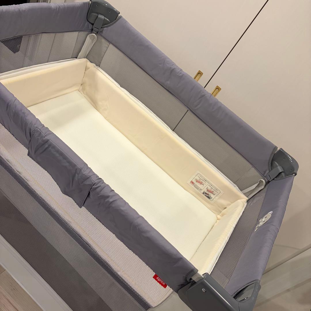 中*ロ様 ココネルエアー 折りたたみ式ベビーベッド アップリカ