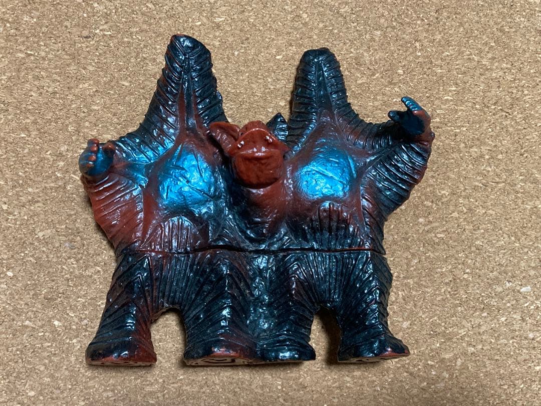 ペスター キングザウルス ポピー ソフビ ウルトラマン 約14cm