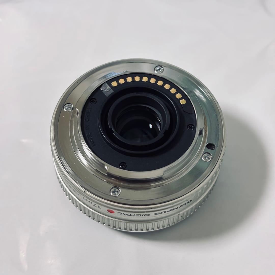 OLYMPUS 17mm F2.8 単焦点レンズ　マイクロフォーサーズ