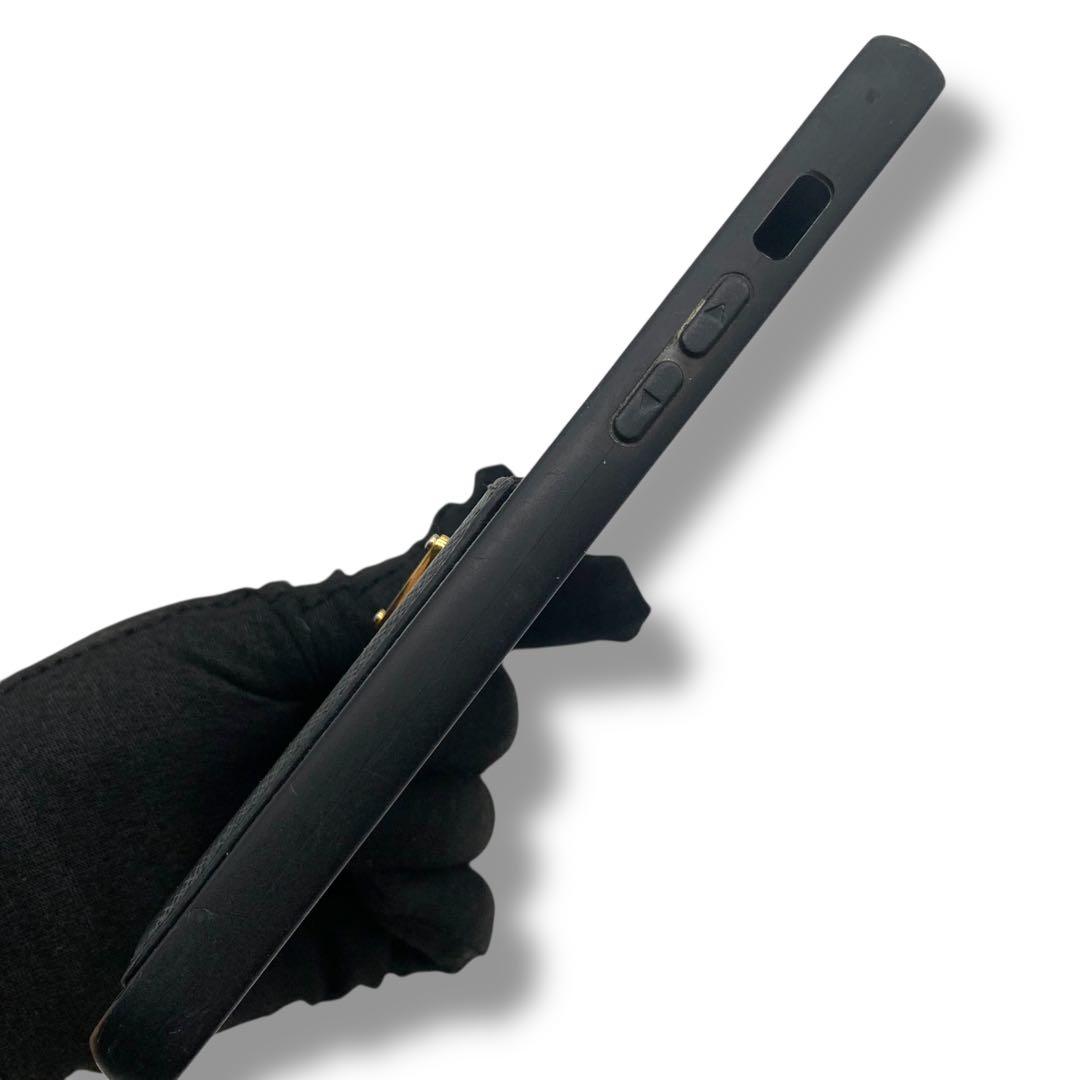 PRADA ブラック レザー iPhone用ケース　三角ロゴ