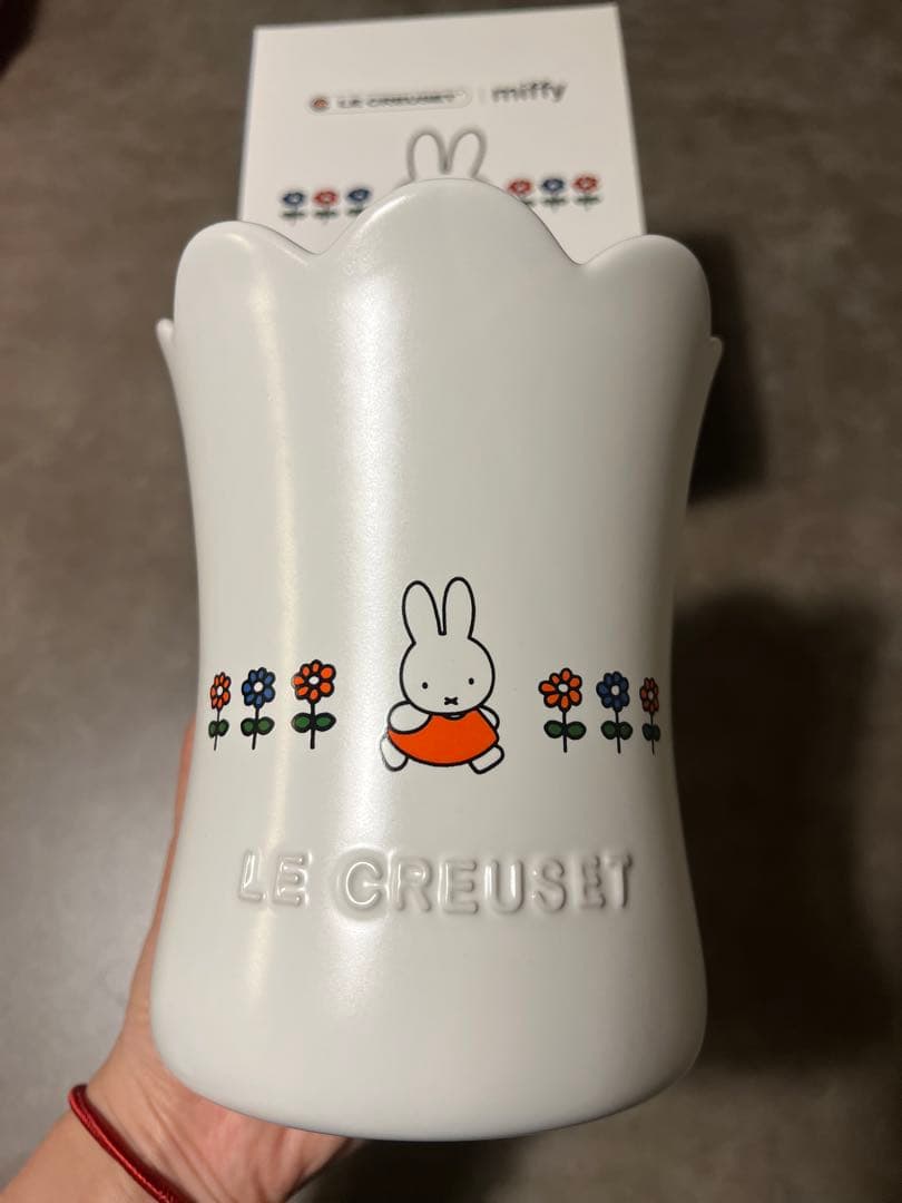 完売品　新品　ル・クルーゼ　ミッフィー コラボ　フラワーベース コットン