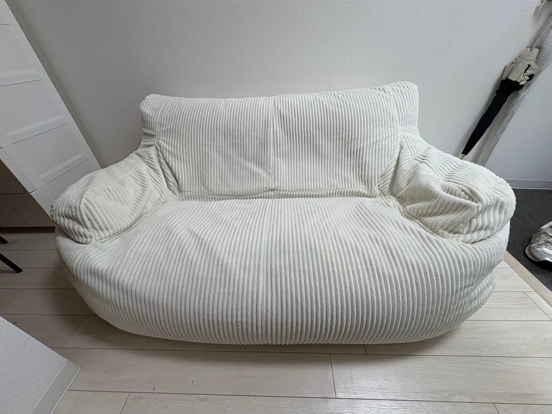 【引取歓迎　大阪】LOOSY 2人掛けビーズソファ アイボリー