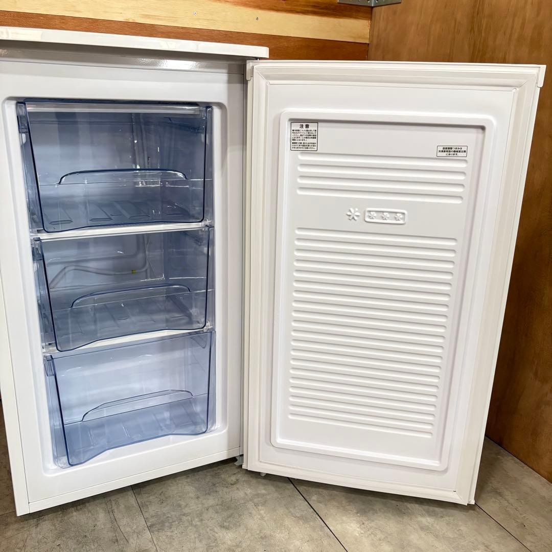 一都三県限定　配送設置無料　冷凍庫　1ドア　IRIS OHYAMA 2022年製