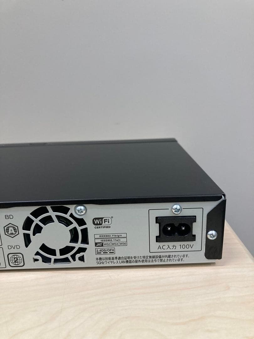 めっちゃ綺麗　1TB シャープ　AQUOS ブルーレイ　BD-NW1100