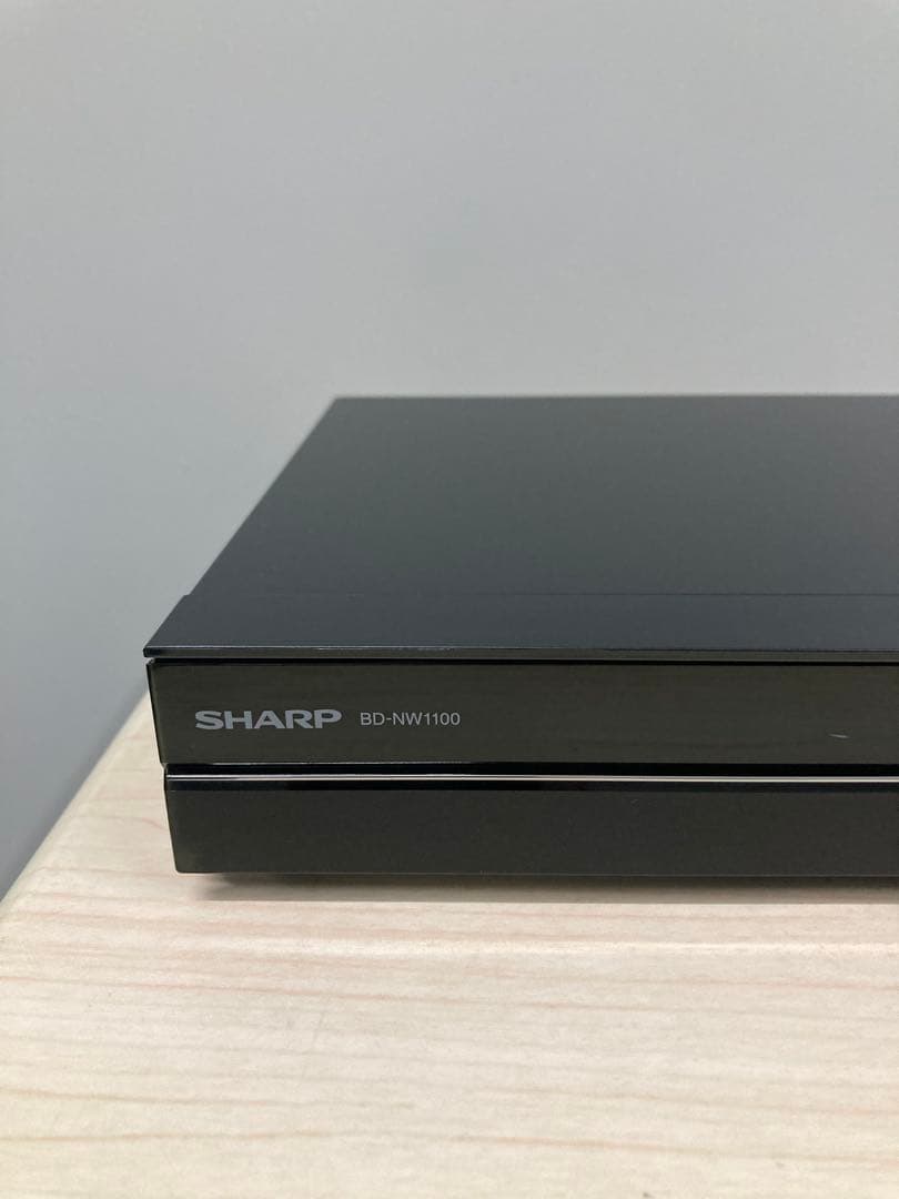 めっちゃ綺麗　1TB シャープ　AQUOS ブルーレイ　BD-NW1100