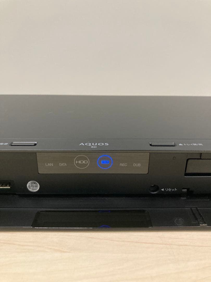 めっちゃ綺麗　1TB シャープ　AQUOS ブルーレイ　BD-NW1100