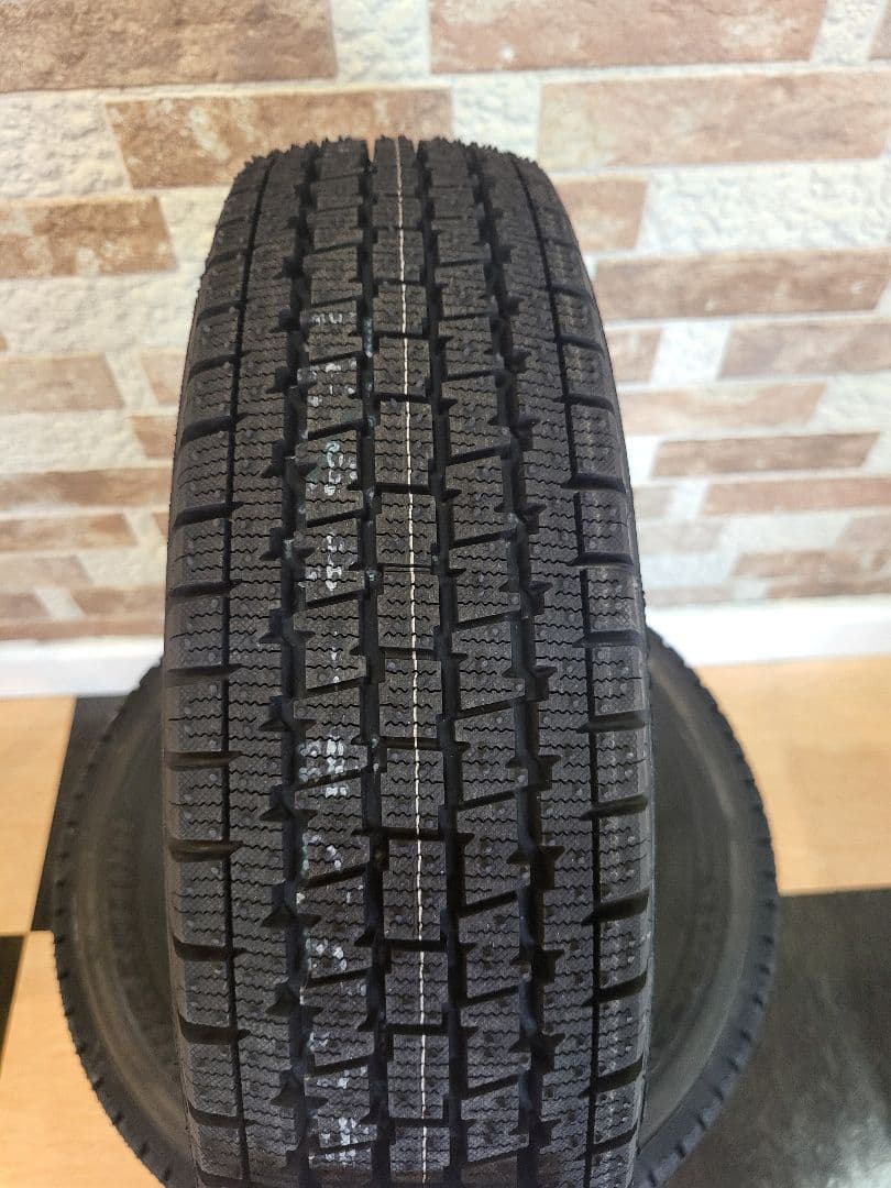 12インチホイール&ブリヂストンスタッドレス新品！軽トラ、軽バンに‼