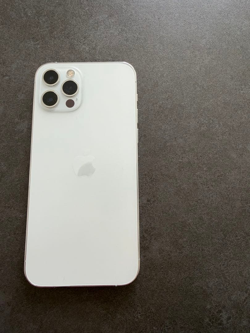 iPhone 12 Pro 256GB 本体