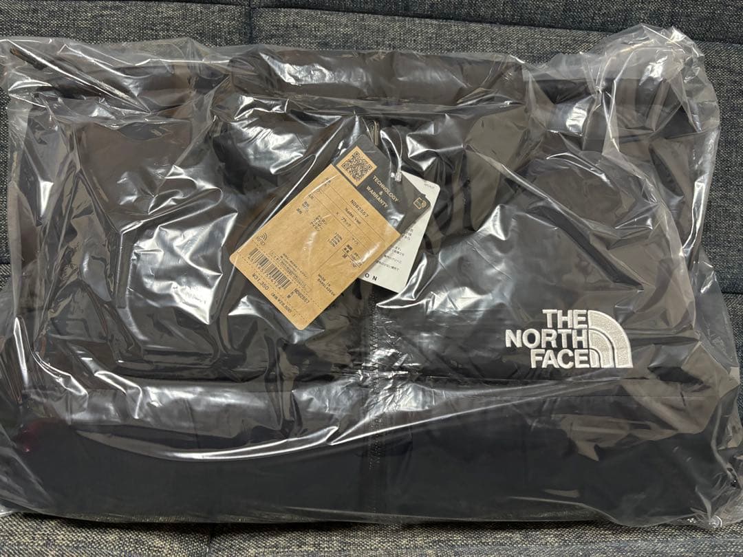 【新品】ノースフェイス ダウンベスト Nuptse Vest ヌプシ Mサイズ