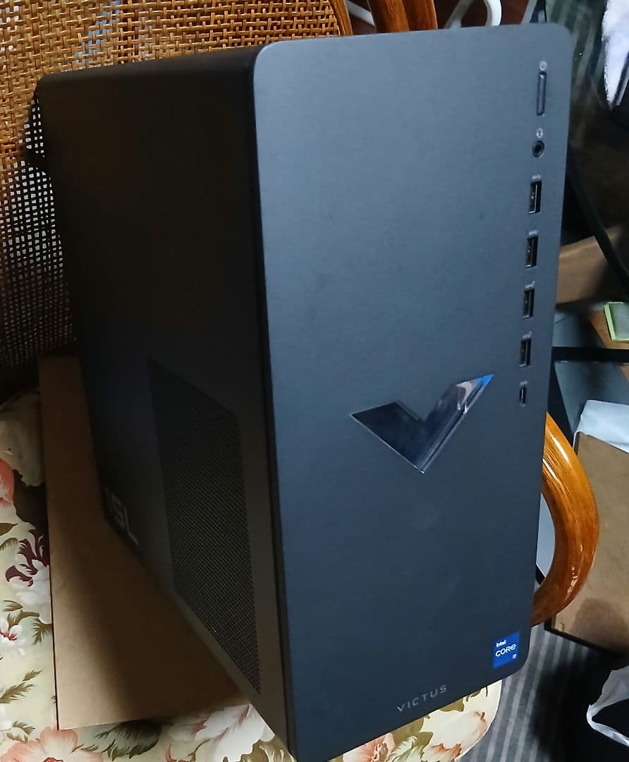 烏*U様 Victus デスクトップPC