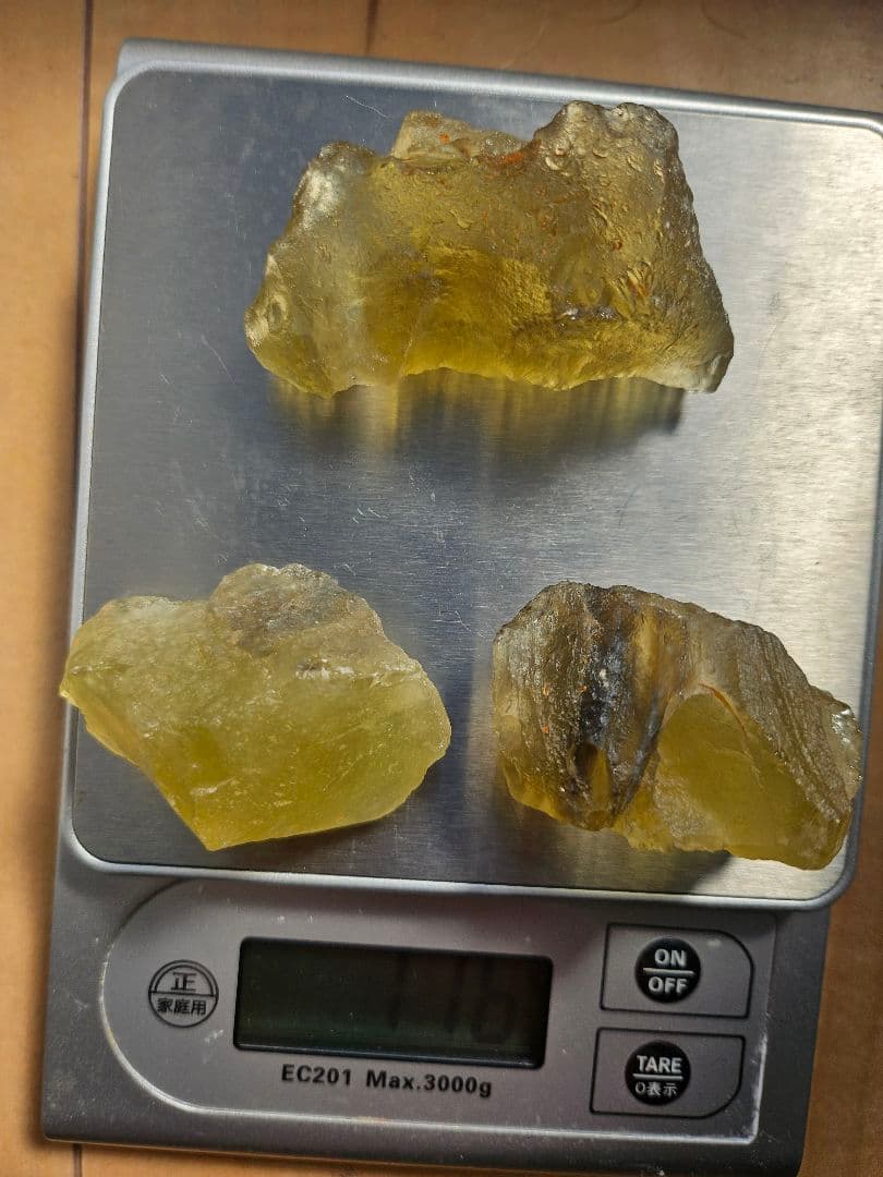 リビアングラス原石　3つセット