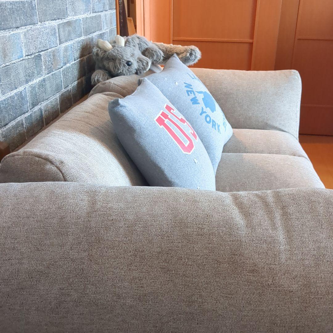 販売中！他の人はご購入できません。アルベスタソファー