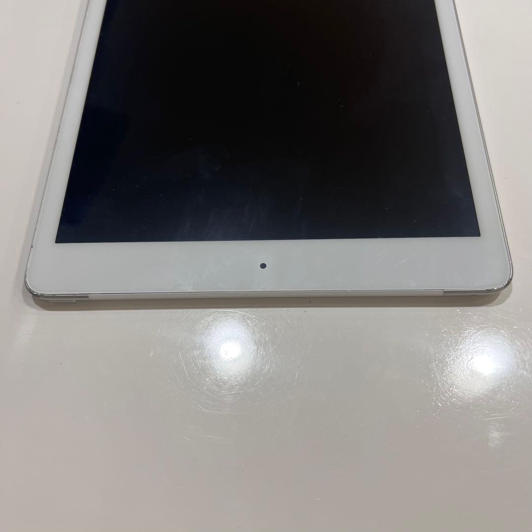 ipad 第8世代 32GB セルラーモデル　　　価格交渉OK!!即購入OK!!