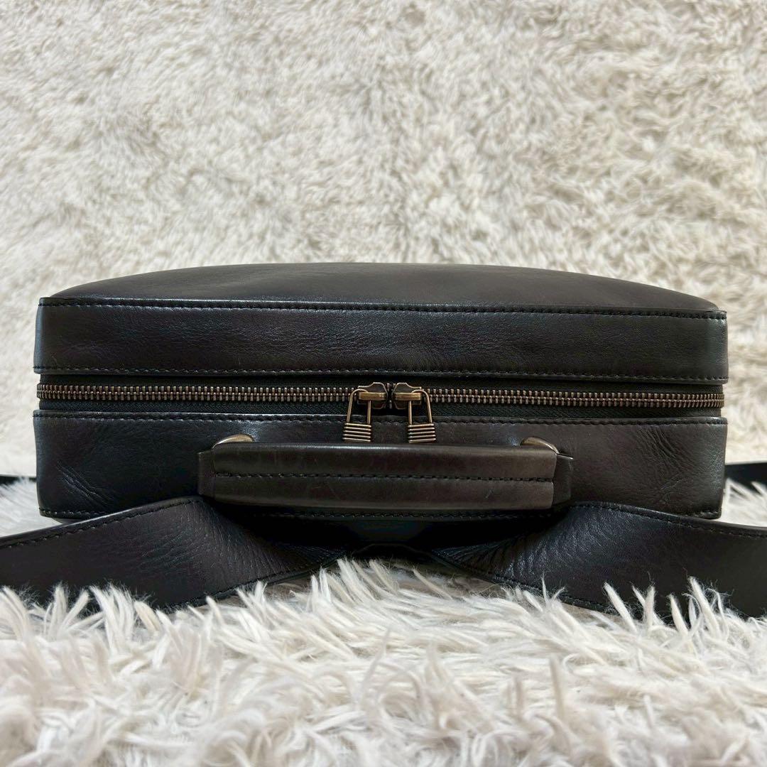 未使用級✨マザーハウス　アンティークスクエア　リュックサック　ブラック