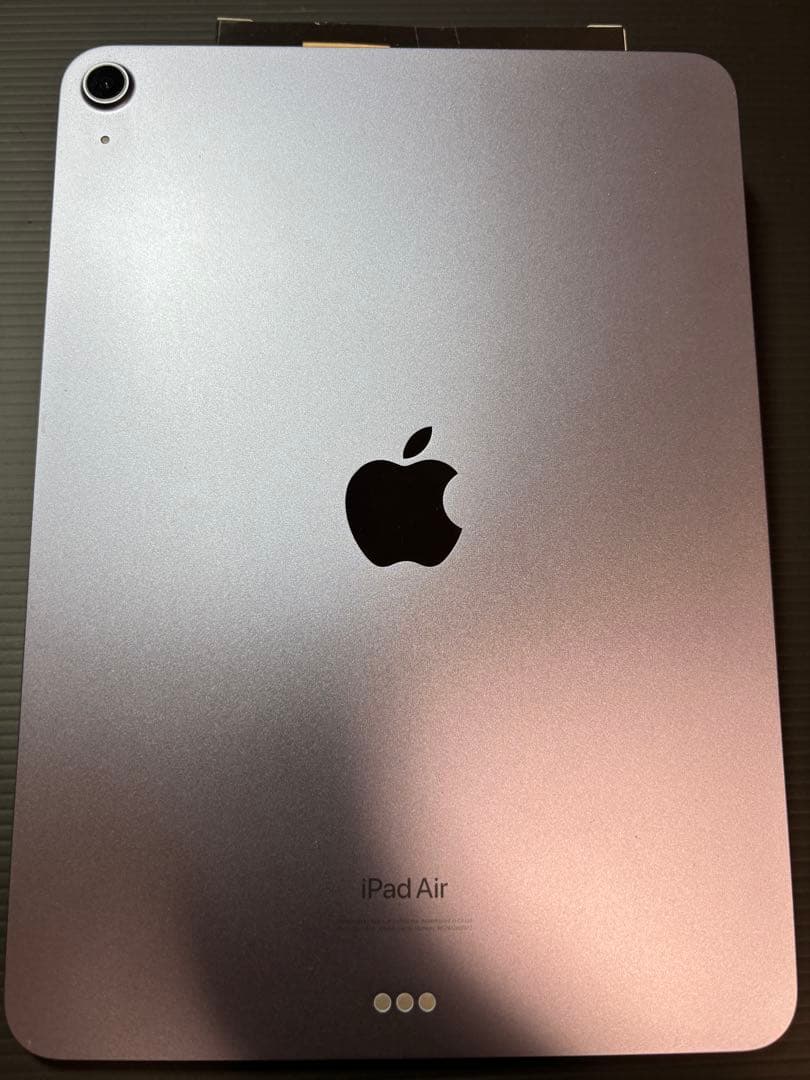 iPad Air第5世代64GB バッテリー容量97% 互換ケーブル・カバー付き