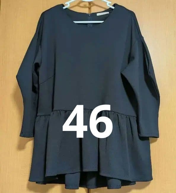 美品 　大きいサイズ　 ローズティアラ　 フリルチュニック　46ネイビー