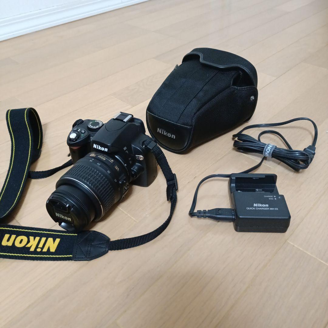 ニコン D60 + AF-S ニッコール 18-55mm