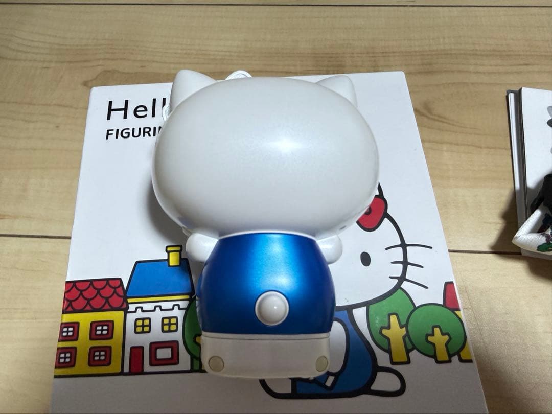 サンリオ ハローキティ SIMフリー フィギュア 携帯 FIGURINE OLA