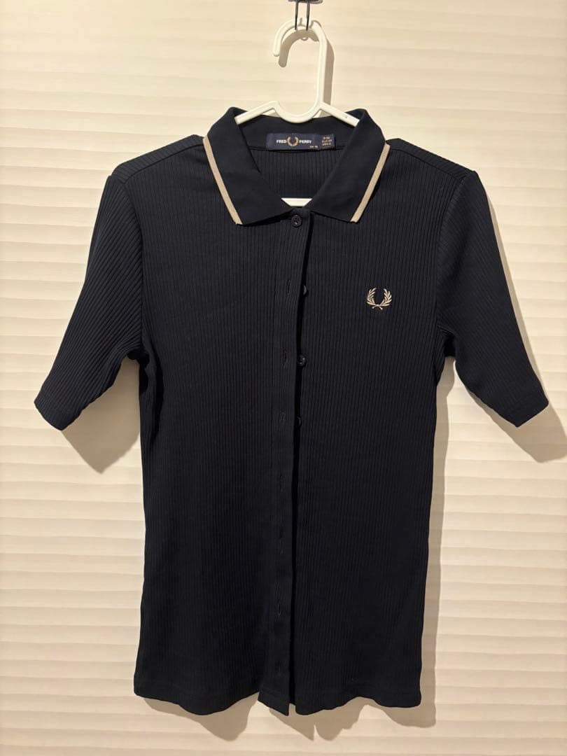 【美品】FRED PERRY ネイビーポロシャツ UK 10 レディース