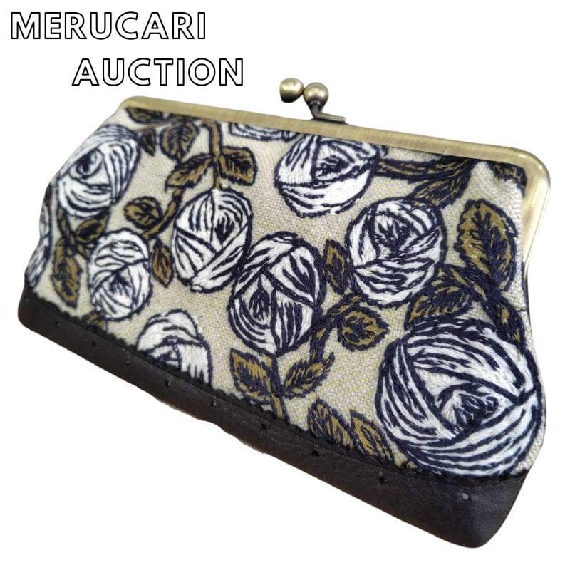 ま*る様 【ラスト1点】ミナペルホネン/Rosyロージィベージュ牛革黒/がま口牛