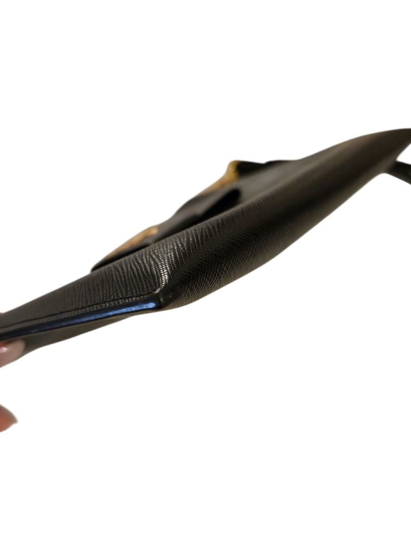 PRADA♡プラダ♡リストレット♡リボンクラッチバッグ♡サフィアーノ