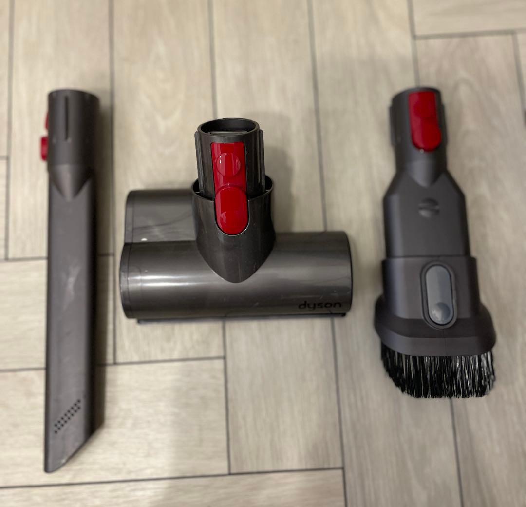 Dyson ダイソン V11fluffy＋ アダプター3種類、充電スタンド