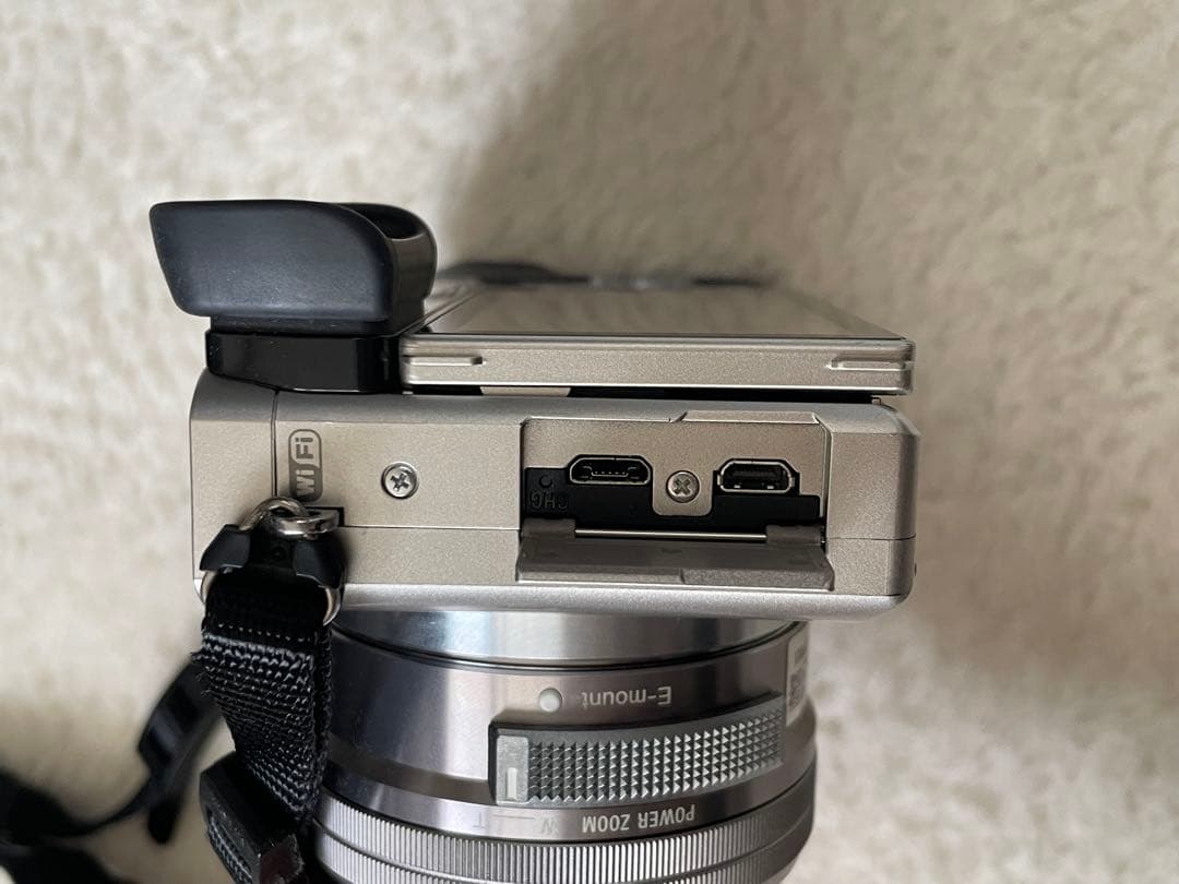 【美品】Sony α6000 ミラーレス一眼 カメラセット