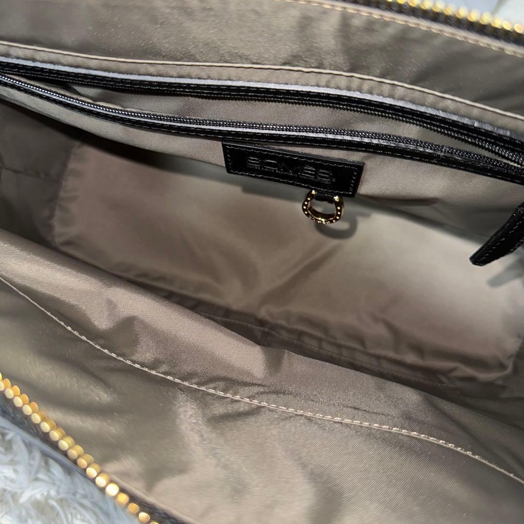 新品未使用✨ソメスサドル　ジャンヌ　JN-22 トートバッグ　ブラック　レザー