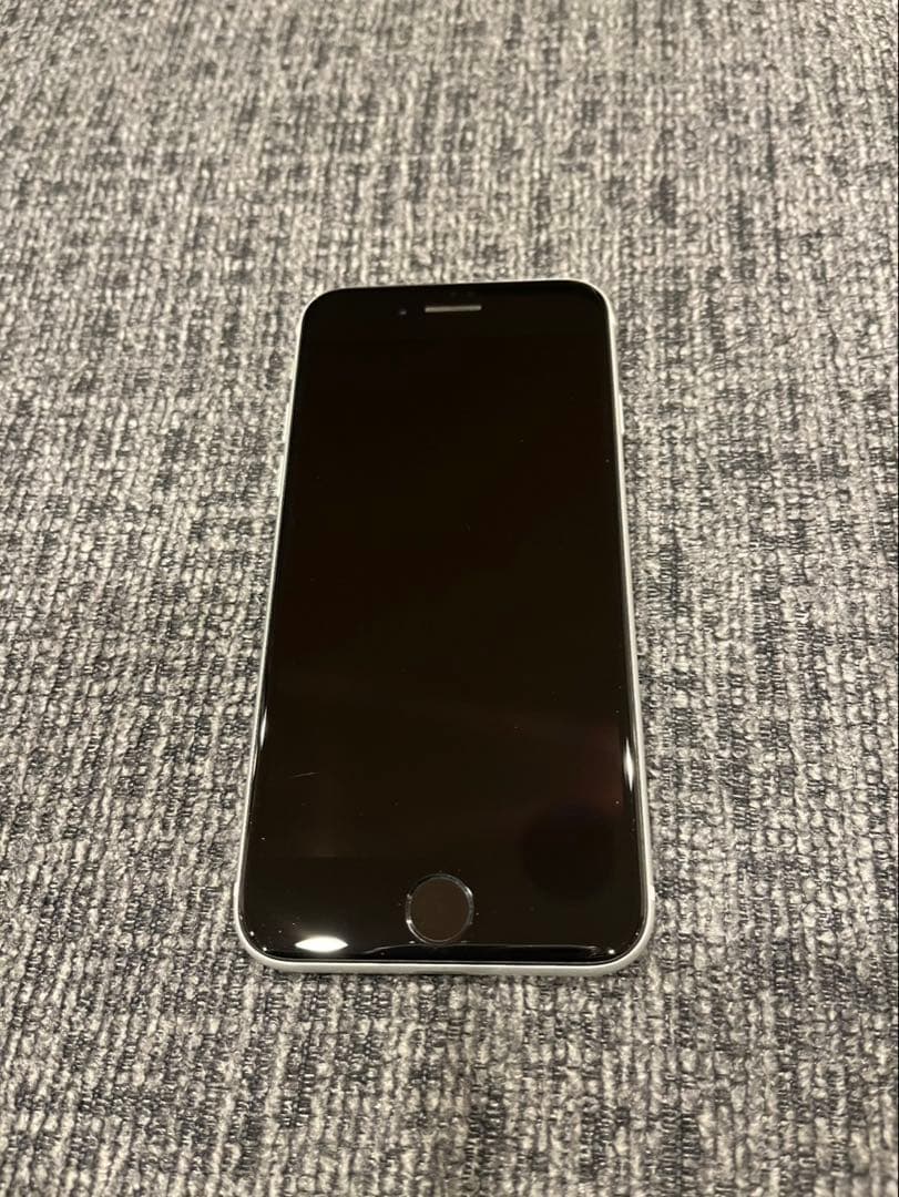 【美品】iPhoneSE 2世代　バッテリー90% SIMフリー