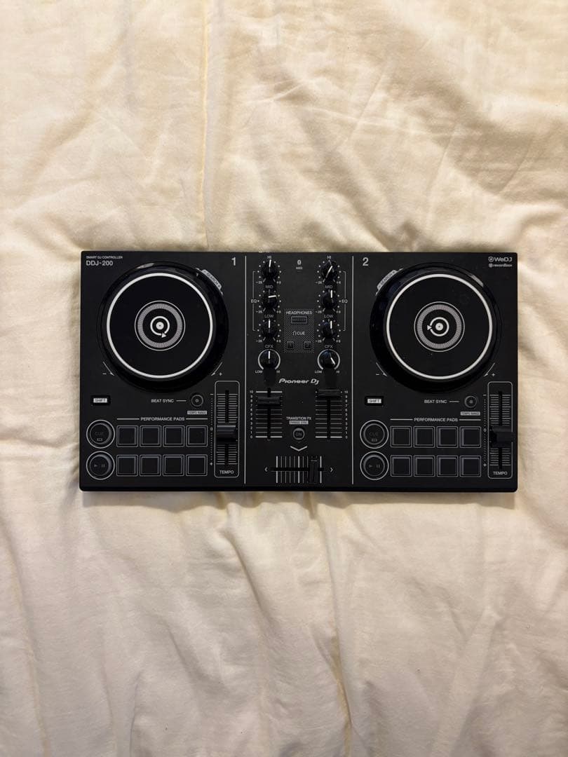 DDJ-200 DJコントローラー 本体のみ　ケーブル（Amazon製付き）