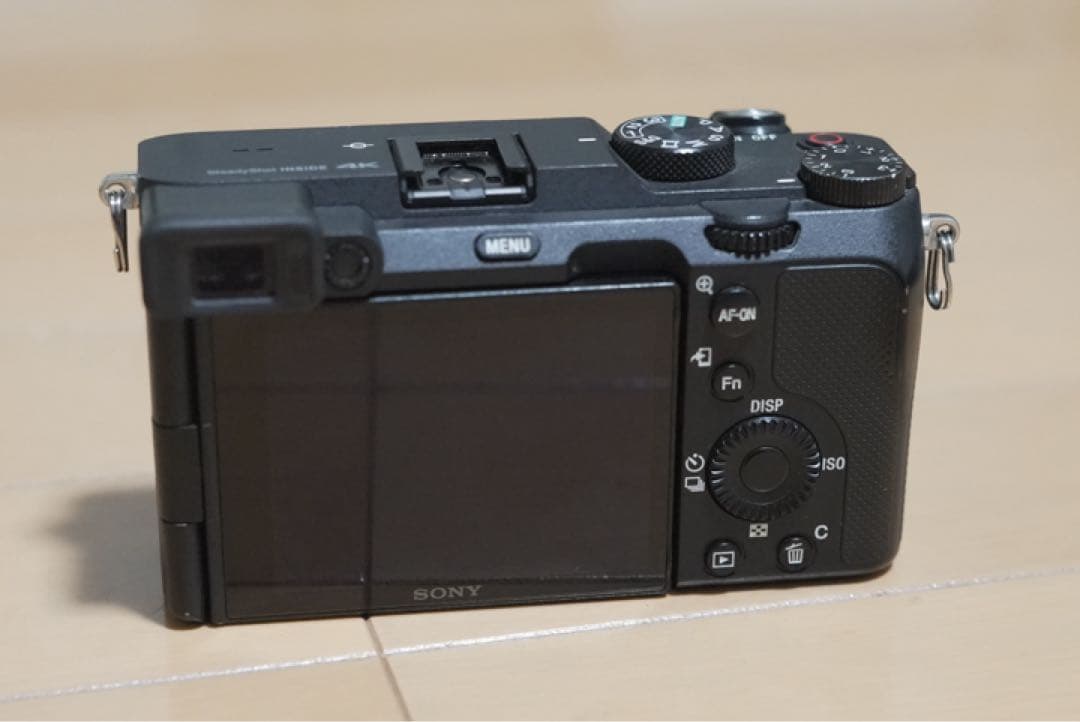 早いもの勝ち　SONY α7C Tamron 20 F2.8 Di Ⅲ 付き