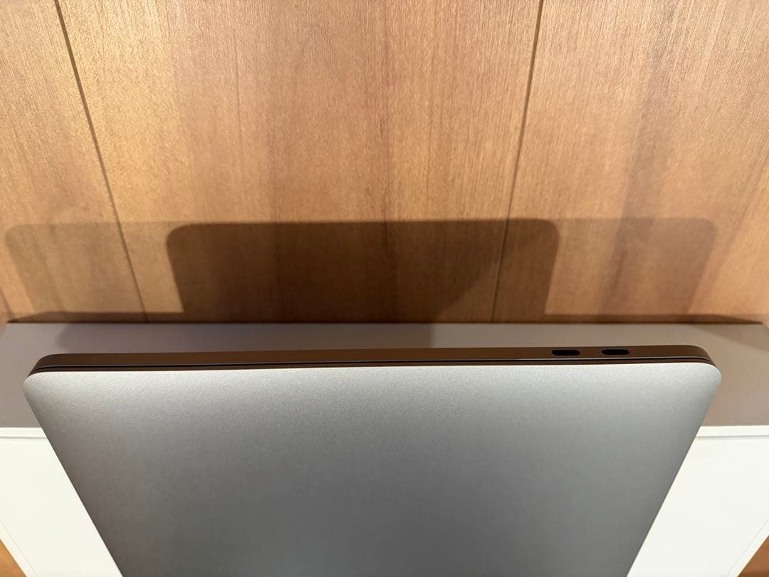 MacBook Pro 13インチ FNEH3J/A 8/256