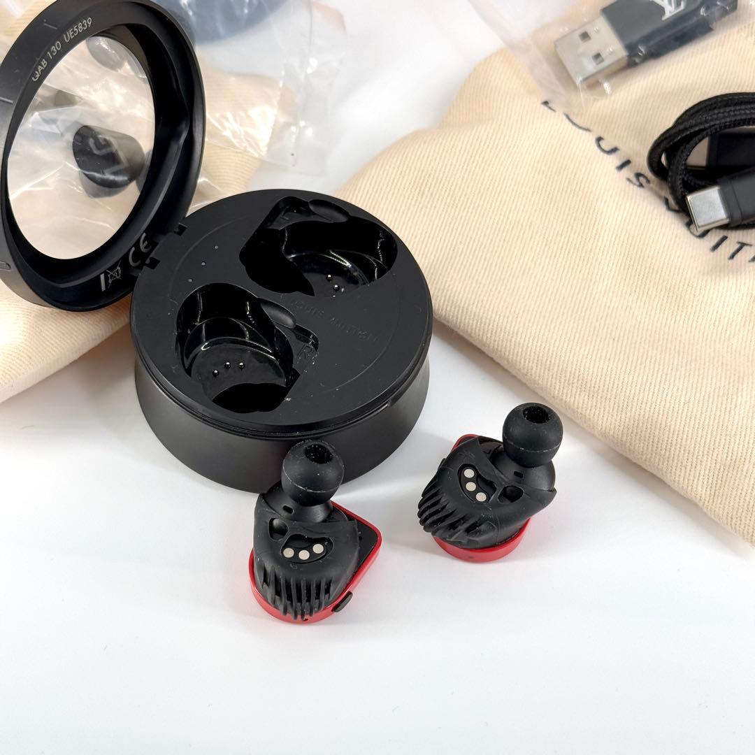 美品 ルイヴィトン ホライゾン ワイヤレス イヤホン QAB130 レッド 赤