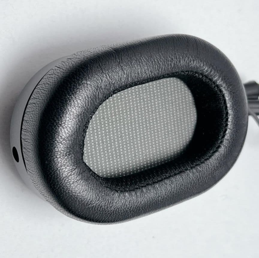 【美品】Master&Dynamic MH40-BLK ヘッドフォン 有線