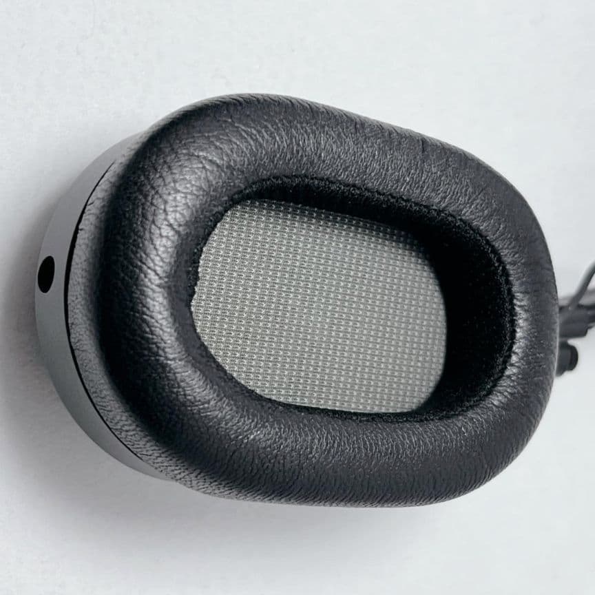 【美品】Master&Dynamic MH40-BLK ヘッドフォン 有線