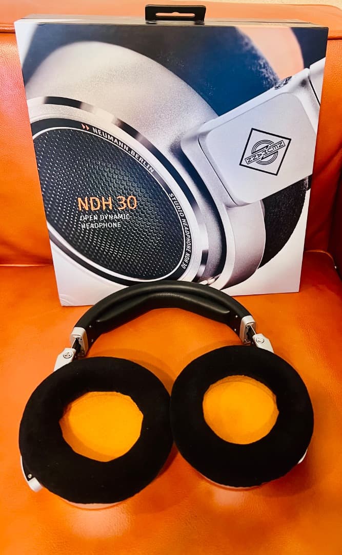 NEUMANN NDH30 シルバー使用極小 良品！