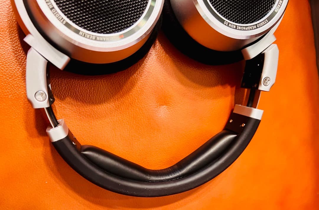 NEUMANN NDH30 シルバー使用極小 良品！