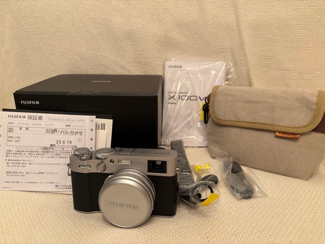 Fujifilm X100Vシルバー