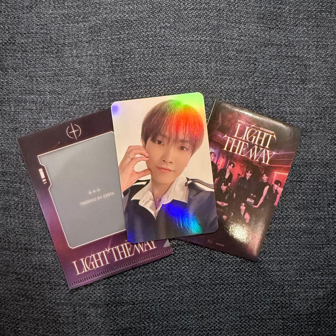 ATEEZ 映画 VR トレカ ホログラム ホンジュン HONGJOONG