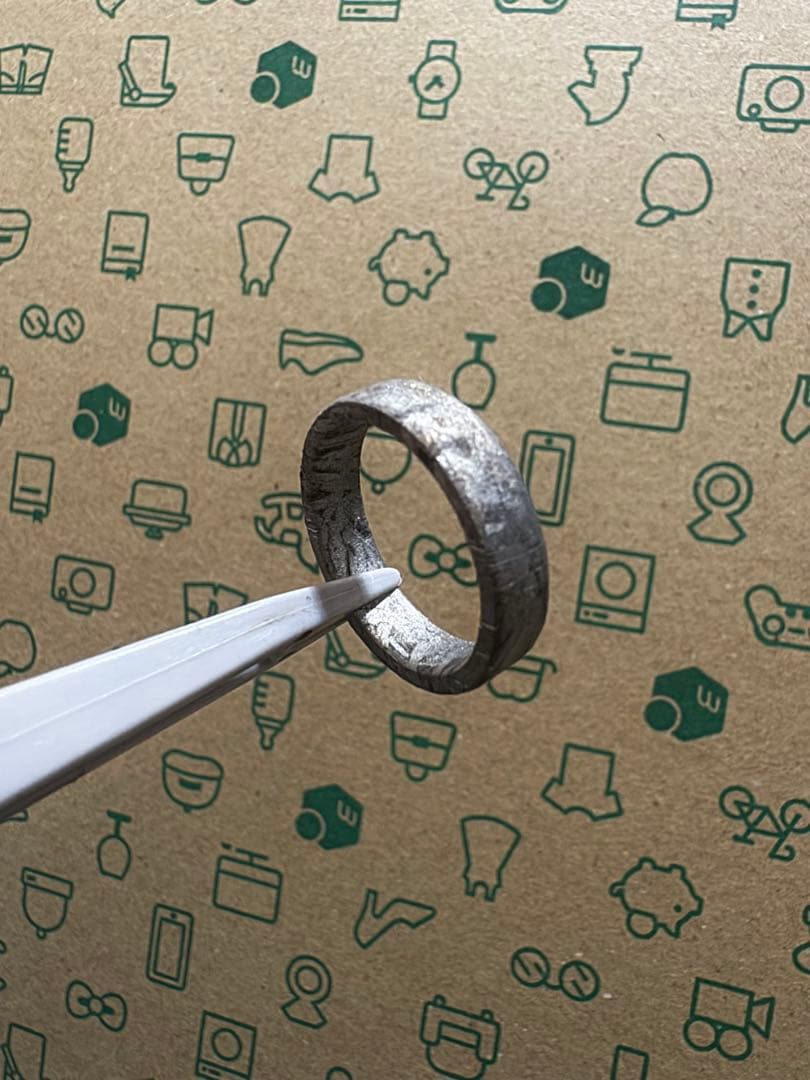 希少 宇宙パワー　アルタイ隕石リング　鉄隕石 高品質隕石 幸運