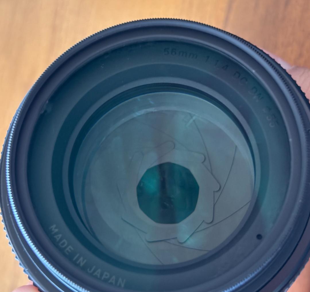 シグマ レンズ Xマウント 56mm F1.4 DC DN プロテクター付き