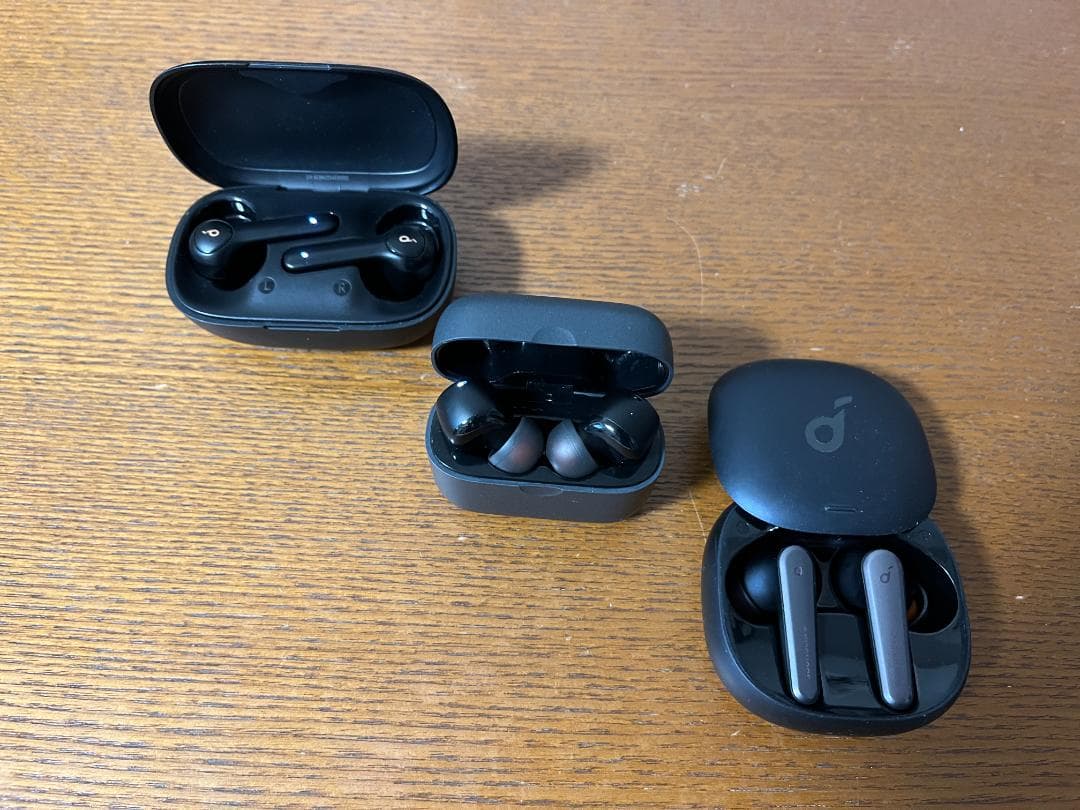 Anker / ワイヤレスイヤホン♪ （3点セット）